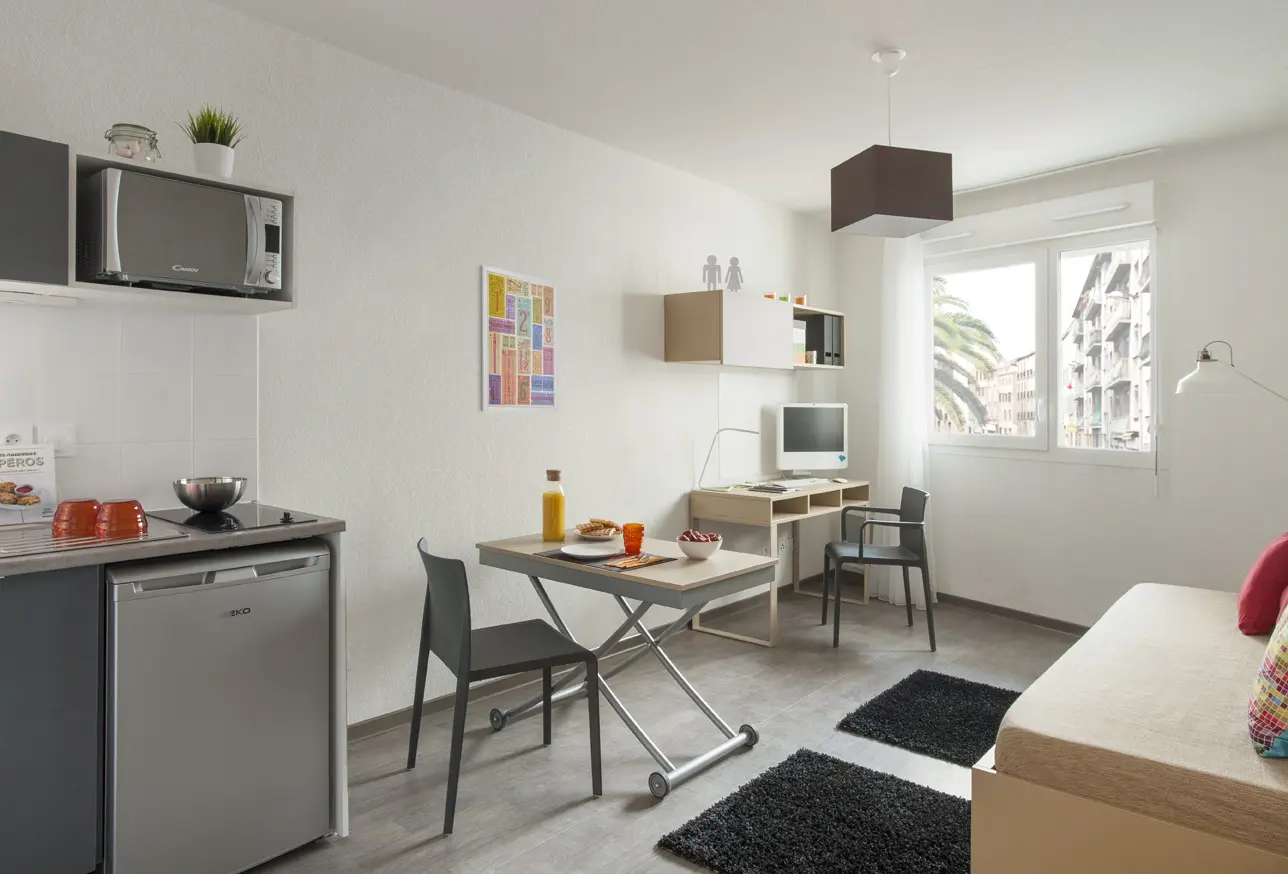 Chambre dans résidence étudiante